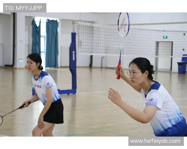 广州羽毛球队在锦标赛中的团队协作表现分析与总结 广州羽毛球队在锦标赛中的团队协作表现分析与总结