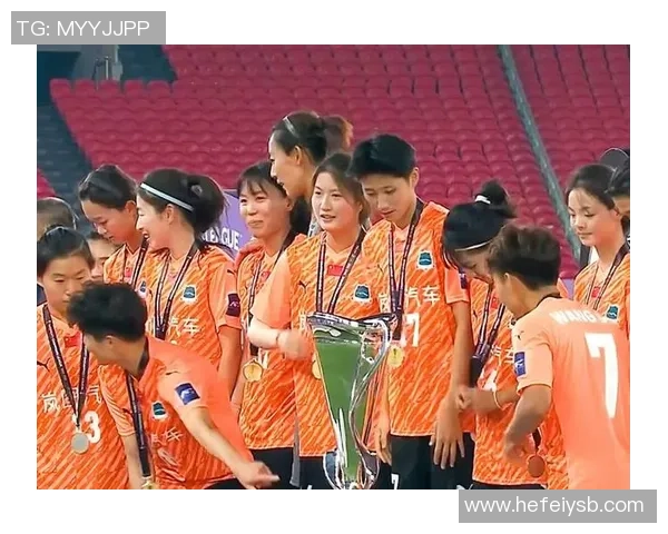 武汉足球队的团队协作揭秘：如何在绿茵场上铸就胜利传奇